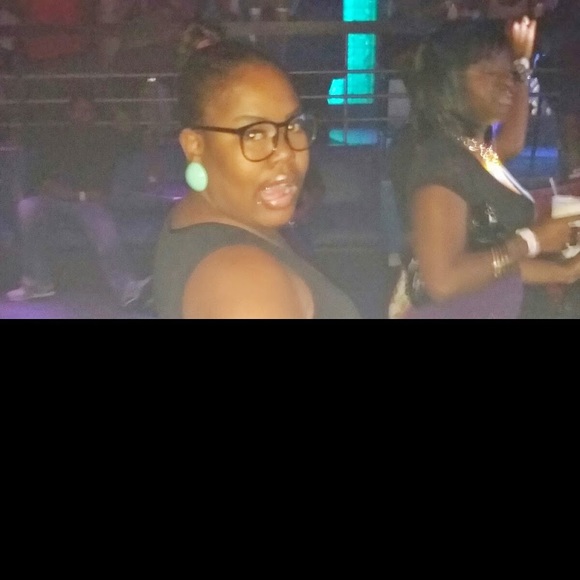 Meet your Posher, Shante - Picture 1 of 1